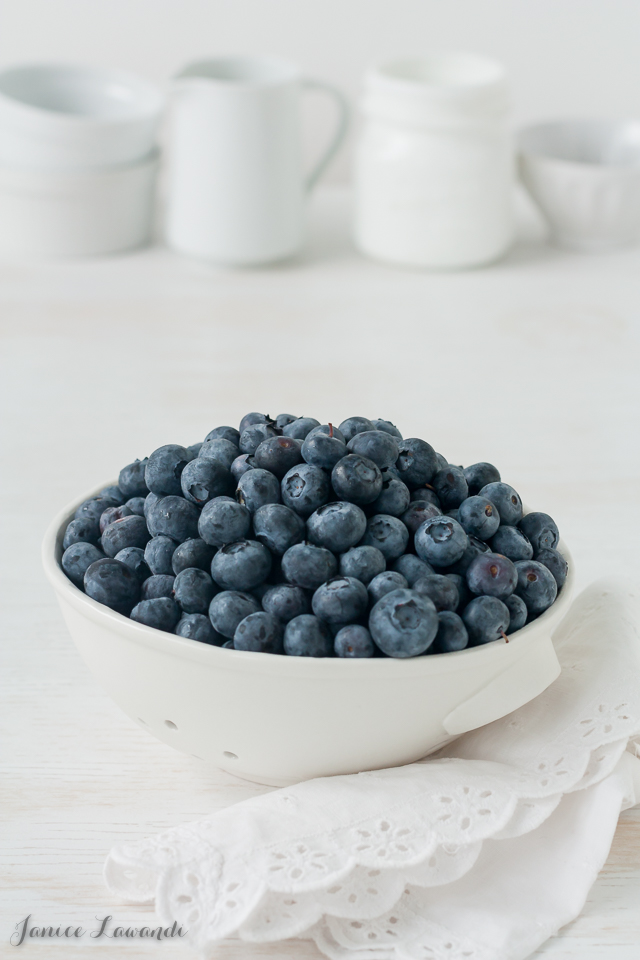 Bowl of blueberries | Jance Lawandi @ kitchen heals soul