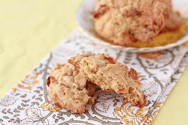 Bacon whiskey apple cookies oat cookies
