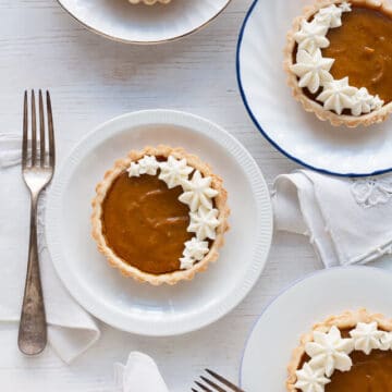 Little pumpkin tarts